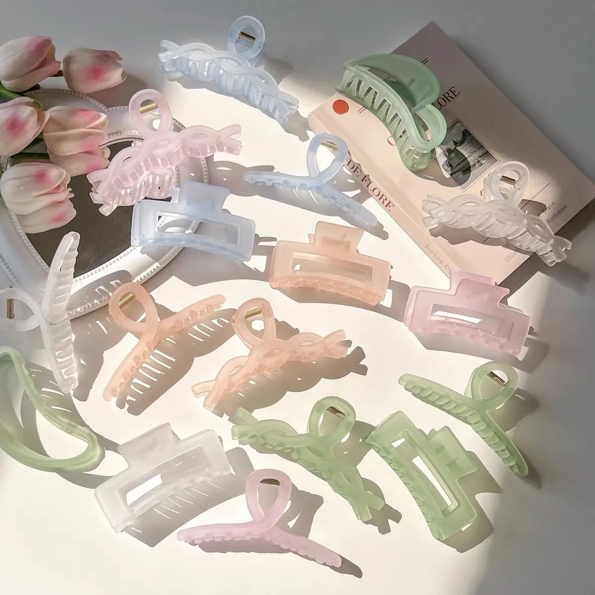 New Large Jelly Color Hair Clip Acrylic Hair Claw Shark Clamp For Women Girls Fashion Summer Updo Headwear Hair Accessories